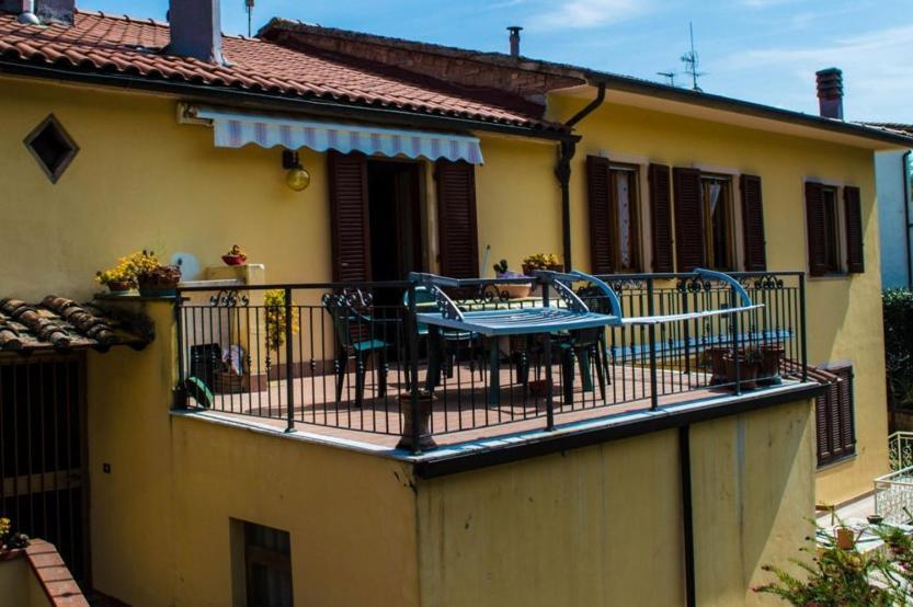 Casa Ricciardi Lejlighed Chianni Eksteriør billede
